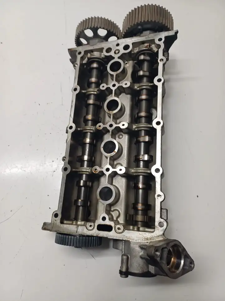 Volkswagen Polo V 6R (2009 - 2015) 04E103479 Крышка головки блока цилиндров — фото 3