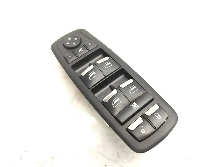Maserati Ghibli (2013 - 2017) 670019819 Кнопка стеклоподъемников — фото 1