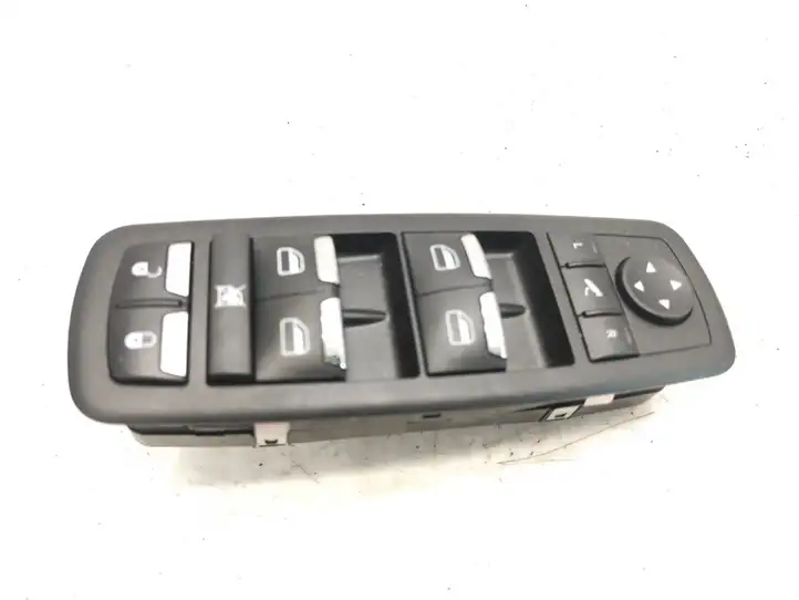 Maserati Ghibli (2013 - 2017) 670019819 Кнопка стеклоподъемников — фото 2