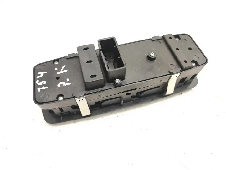 Maserati Ghibli (2013 - 2017) 670019819 Кнопка стеклоподъемников — фото 5