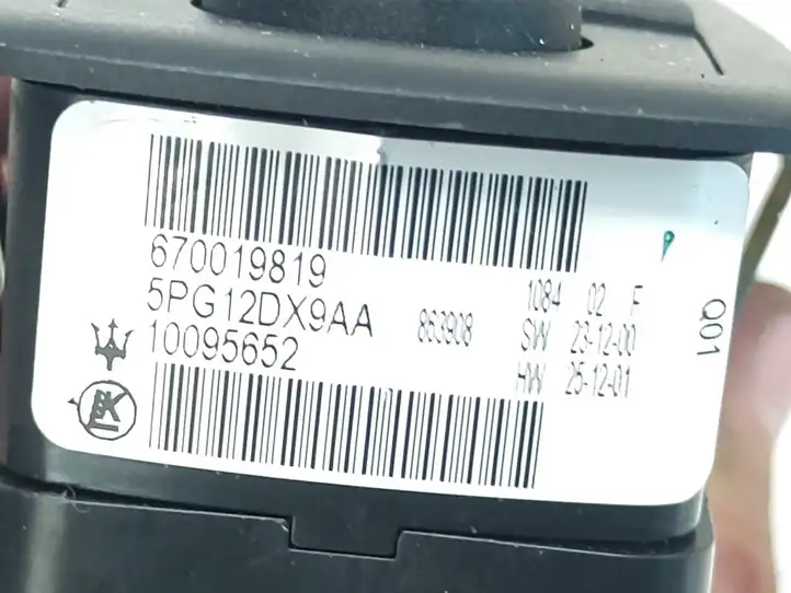 Maserati Ghibli (2013 - 2017) 670019819 Кнопка стеклоподъемников — фото 7
