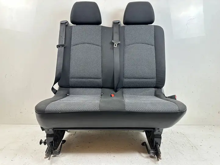 Mercedes-Benz Vito Viano W639 (2003 - 2010) Второй ряд сидений — фото 17