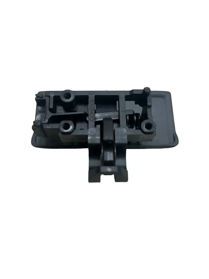 Ford Focus (2005 - 2008) 4M51A060016 Ручка бардачка — фото 2