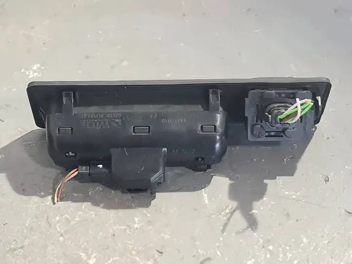 BMW X5 F15 (2013 - 2017) 7568401 Ручка крышки багажника — фото 10