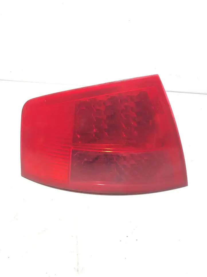 Audi A8 S8 D3 4E (2002 - 2005) 4E0945095C Задний фонарь в кузове — фото 1