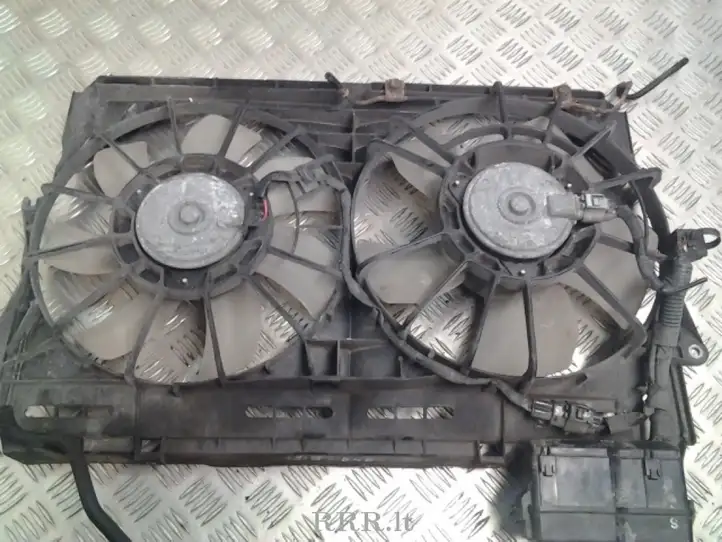 Toyota Avensis T250 (2006 - 2009) 4227502520 Дифузор радиатора — фото 1