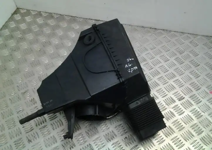 Audi A6 S6 C6 4F (2004 - 2008) 4F0133835H Корпус воздушного фильтра — фото 6