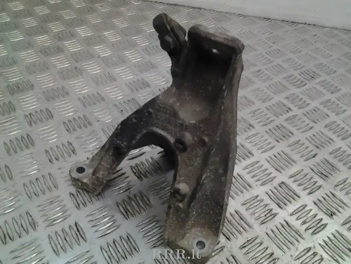 Audi A6 S6 C6 4F (2004 - 2008) 4F0199308P Кронштейн двигателя — фото 1