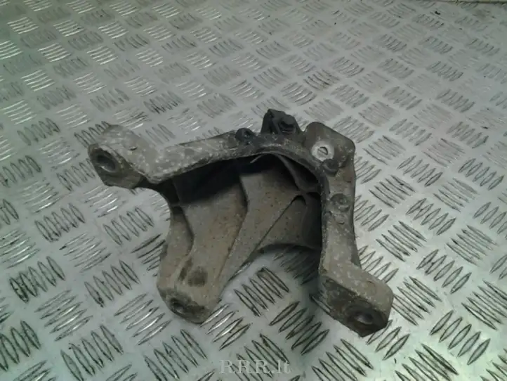 Audi A6 S6 C6 4F (2004 - 2008) 4F0199308P Кронштейн двигателя — фото 4