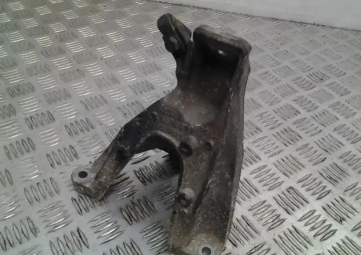 Audi A6 S6 C6 4F (2004 - 2008) 4F0199308P Кронштейн двигателя — фото 6