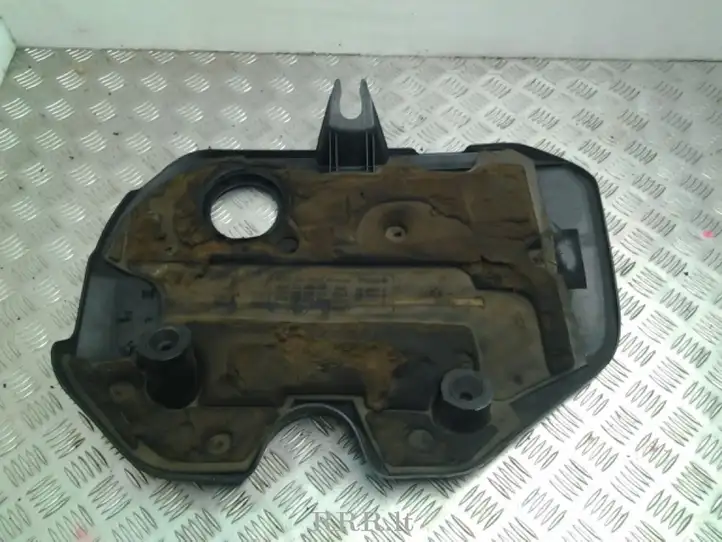 Skoda Octavia Mk2 (1Z) (2004 - 2013) 038103925BQ Крышка двигателя декоративная — фото 2