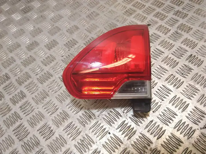 Peugeot 2008 I (2013 - 2019) 9678074580 Задний фонарь в крышке багажника — фото 1