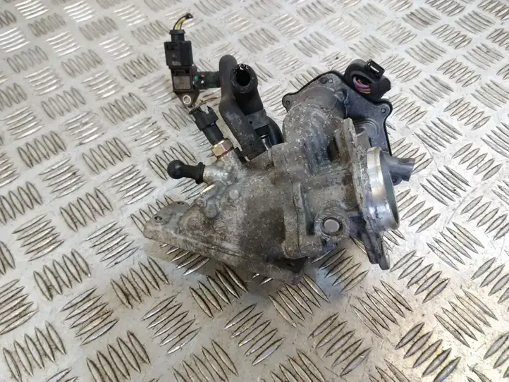 Volkswagen Golf VII (2013 - 2019) 04L128063P Электрозадвижка двигателя — фото 2