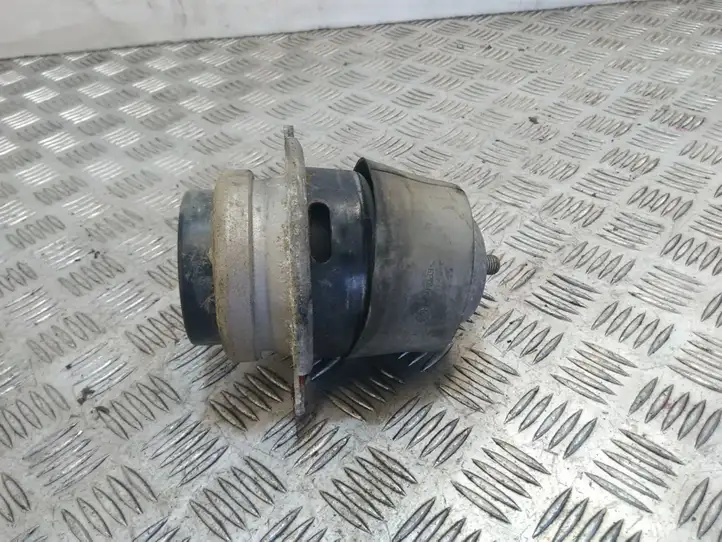 Volkswagen Touareg I (2002 - 2010) 7L6199131C Опора двигателя — фото 3