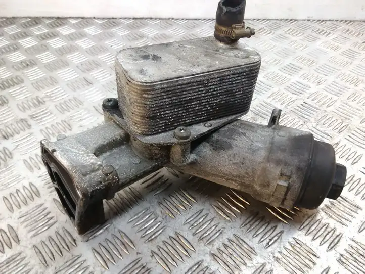 BMW 3 E46 (1998 - 2005) 7787072 Кронштейн масляного фильтра — фото 1