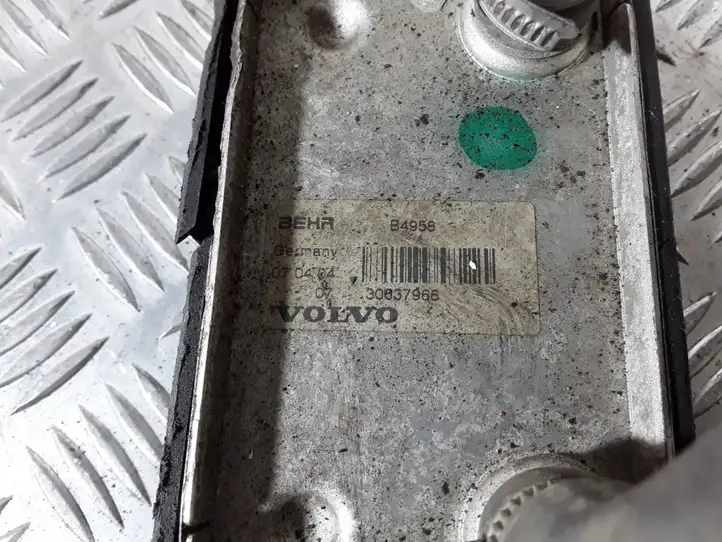 Volvo S40 (2007 - 2012) 30637966 Кронштейн масляного фильтра — фото 3