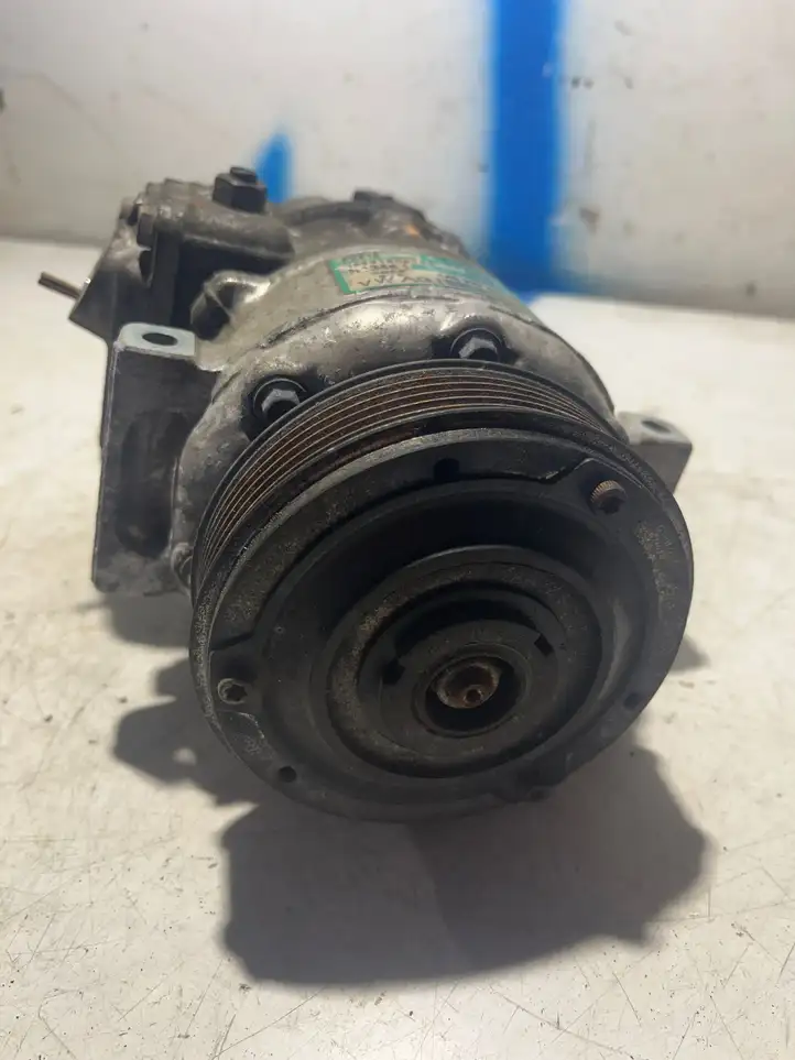 Volkswagen PASSAT B6 (2005 - 2010) 1k0820803q Компрессор (насос) кондиционера воздуха — фото 3