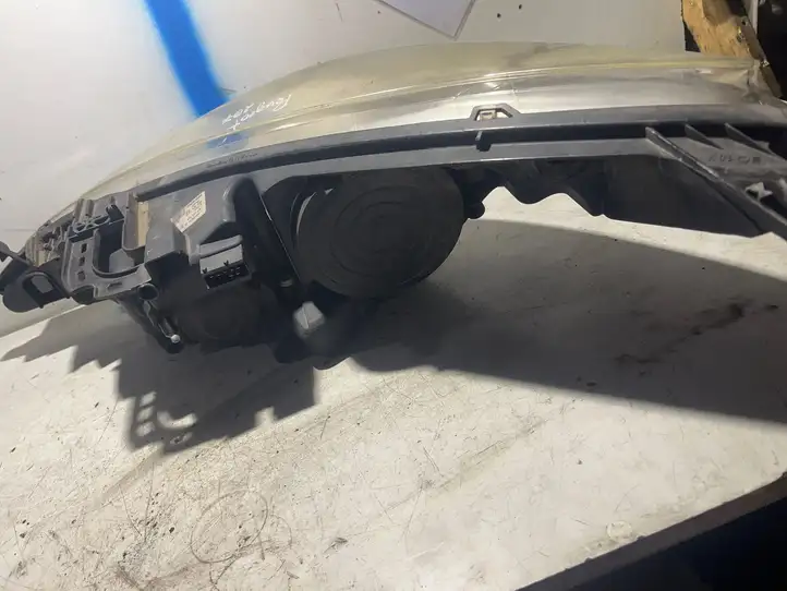 Peugeot Expert (2007 - 2016) 89045700 Передняя фара — фото 3
