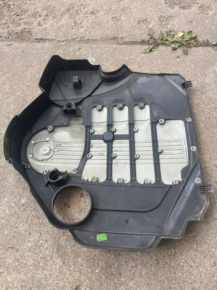 BMW 3 E90 E91 (2005 - 2012) 1114779741007 Крышка двигателя декоративная — фото 2