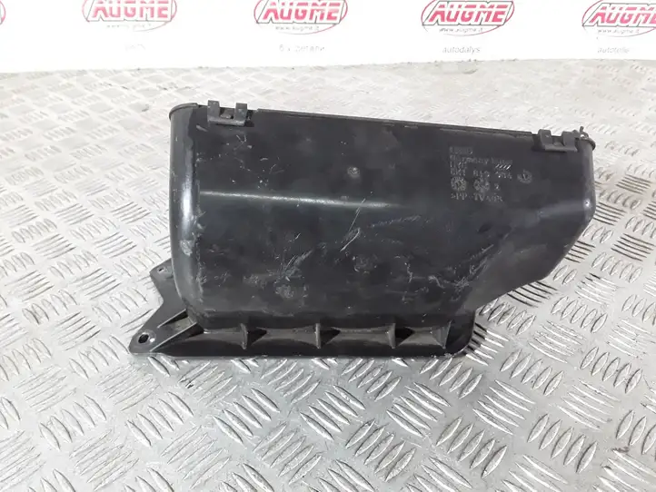 Audi A4 S4 B8 8K (2011 - 2015) 8K1819904 Детали воздухозаборника — фото 2