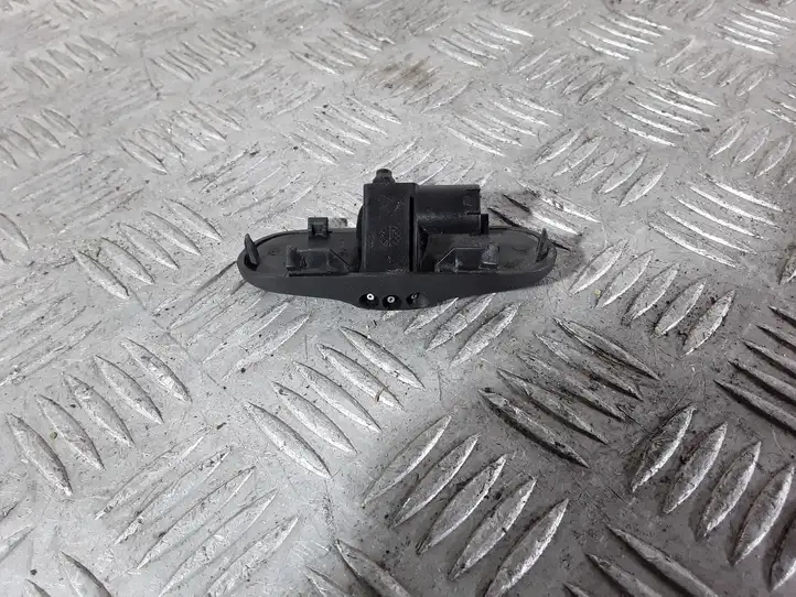 Audi A4 S4 B8 8K (2011 - 2015) 8T0955988 Форсунка омывателя лобового стекла — фото 4