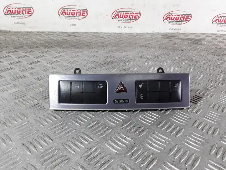 Mercedes-Benz C W203 (2000 - 2007) 2038707610 Другие включатели / ручки/ переключатели — фото 1