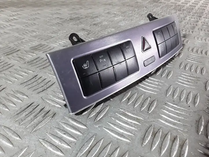 Mercedes-Benz C W203 (2000 - 2007) 2038707610 Другие включатели / ручки/ переключатели — фото 8