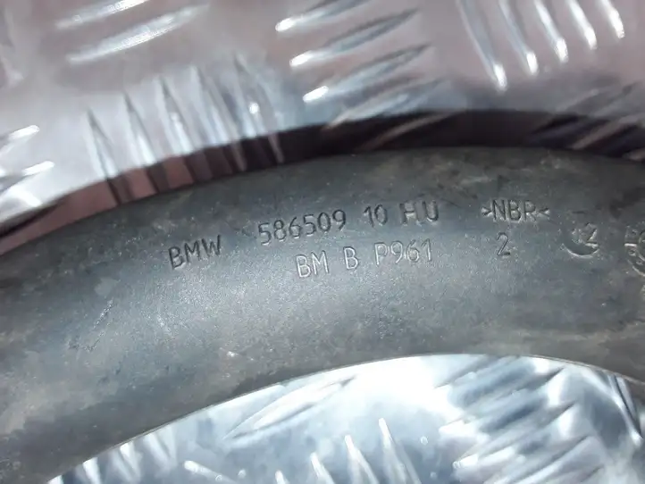 BMW 1 F20 F21 (2011 - 2019) 58650910 Трубка подачи воздуха — фото 3