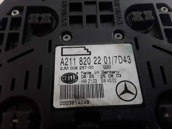 Mercedes-Benz E W212 (2009 - 2016) 0003814048 Передняя подсветка — фото 2