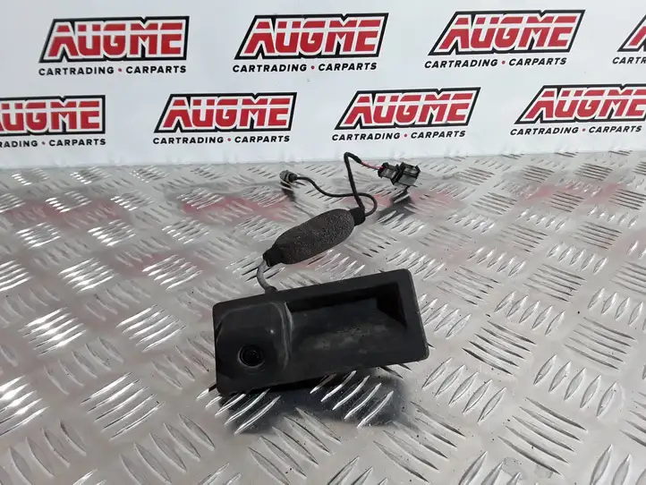 Audi A4 S4 B8 8K (2011 - 2015) 5N0827566 Ручка багажника с камерой — фото 1