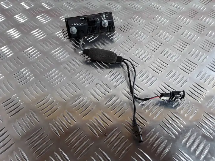 Audi A4 S4 B8 8K (2011 - 2015) 5N0827566 Ручка багажника с камерой — фото 3