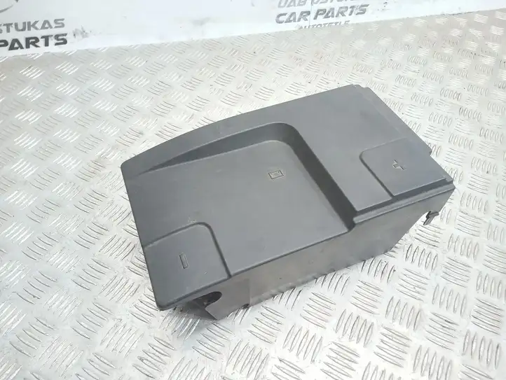 Opel Insignia A (2008 - 2017) 12772394 Крышка ящика аккумулятора — фото 2