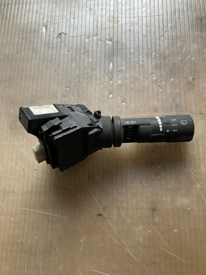 Nissan Pathfinder R51 (2005 - 2012) 25260EA000 Переключатель стеклоочистителей — фото 1