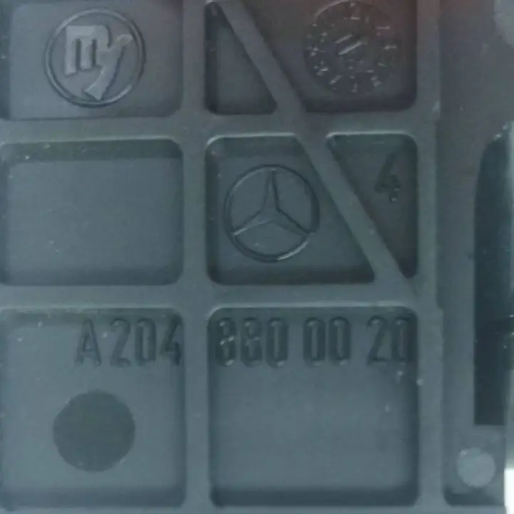 Mercedes-Benz SLK R172 (2011 - 2017) A2048800020 Ручка открытия капота — фото 7