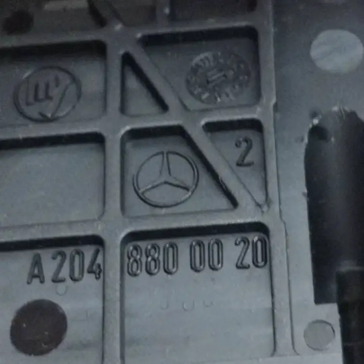 Mercedes-Benz CLS C218,X218 (2011 - 2017) A2048800020 Ручка открытия капота — фото 7
