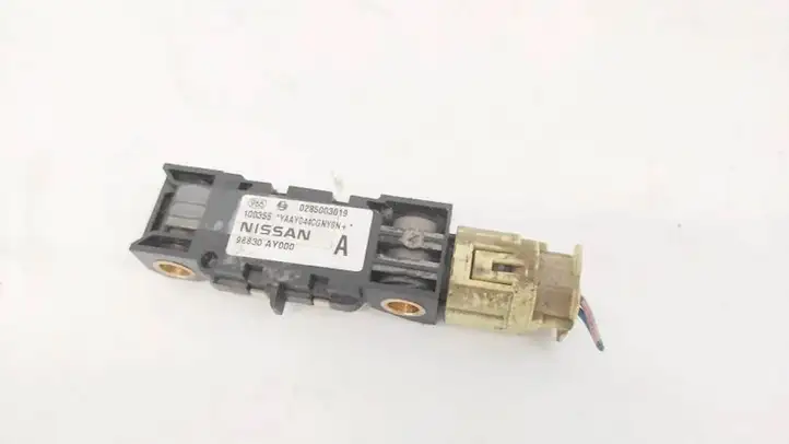 Nissan Primera (2001 - 2008) 0285003019 Датчик удара SRS — фото 1