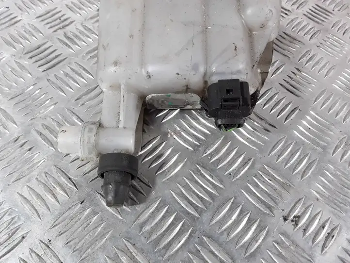 Audi A4 S4 B8 8K (2007 - 2011) 8K0121405E Расширительный бачок — фото 3