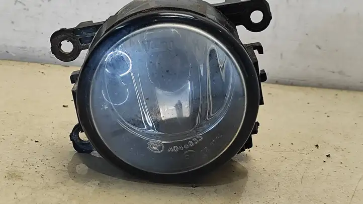 Citroen C-Crosser (2007 - 2013) 89203951 Передняя противотуманная фара — фото 1