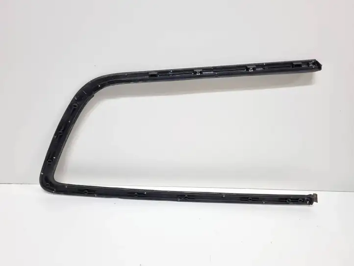 Chrysler Pacifica (2016 - ) 68227296AC Облицовка заднего бокового стекла — фото 3
