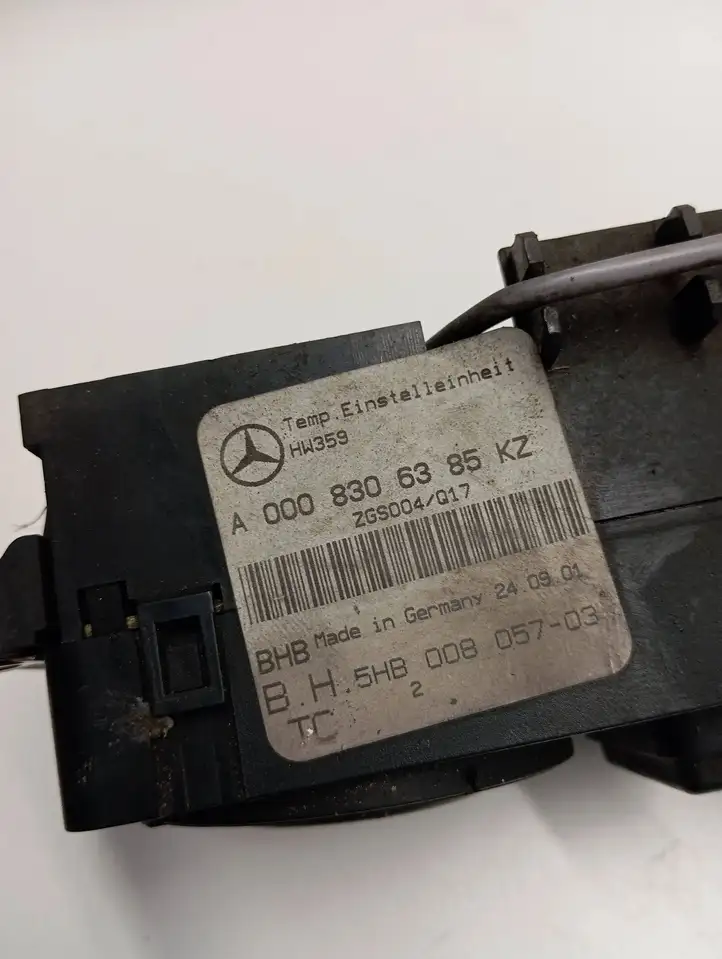 Mercedes-Benz Sprinter W901 W902 W903 W904 (1995 - 2007) A0008306385KZ Блок управления климат-контролем — фото 5
