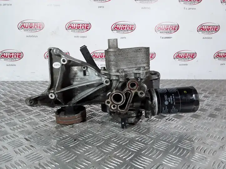 Audi A4 S4 B8 8K (2007 - 2011) 06H903133F Кронштейн масляного фильтра — фото 4