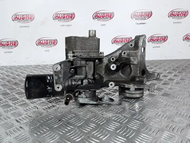 Audi A4 S4 B8 8K (2007 - 2011) 06H903133F Кронштейн масляного фильтра — фото 1