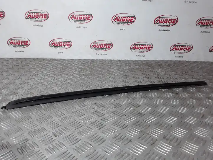 Audi A4 S4 B8 8K (2007 - 2011) 8K0854327 Накладка стоек лобового стекла — фото 2