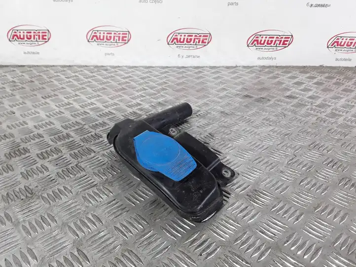 Audi Q5 SQ5 (2008 - 2012) 8R0955452A Горловина бачка омывателя — фото 1