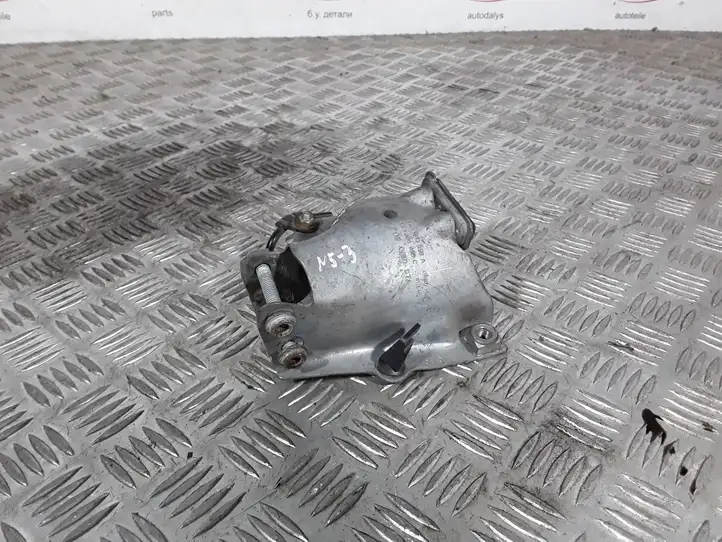 Audi Q5 SQ5 (2008 - 2012) 8K0399059A Кронштейн двигателя — фото 3