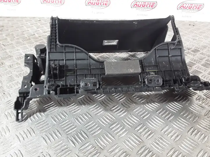 Kia Sportage (2016 - 2018) 84540F1000 Рамка бардачка — фото 5