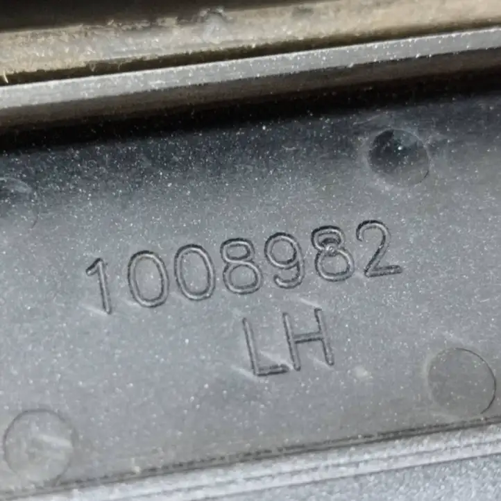 Tesla Model S (2012 - 2016) 1008982 Наружная ручка задней двери — фото 2