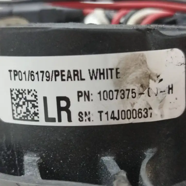 Tesla Model S (2012 - 2016) 1008982 Наружная ручка задней двери — фото 3