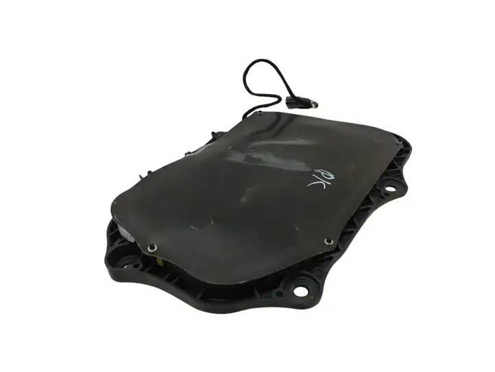Tesla Model S (2012 - 2016) 100737300H Наружная ручка двери — фото 9