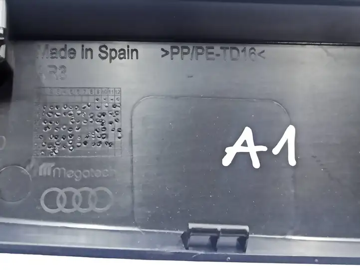 Audi A1 (2019 - ) 82A867973 Верхняя обшивка у окна — фото 2